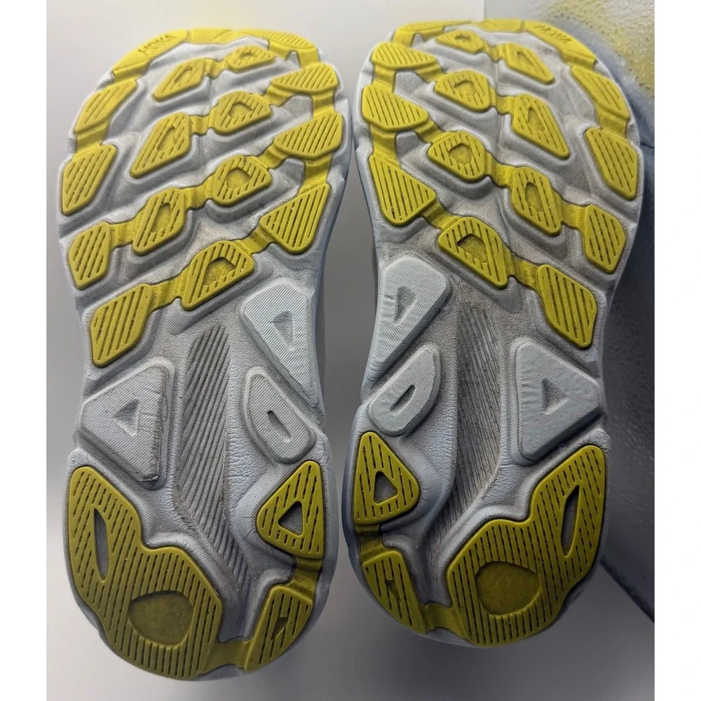 Hoka One One Clifton 8 Running Shoes Womens 6 Grey Good Athletic Sneaker